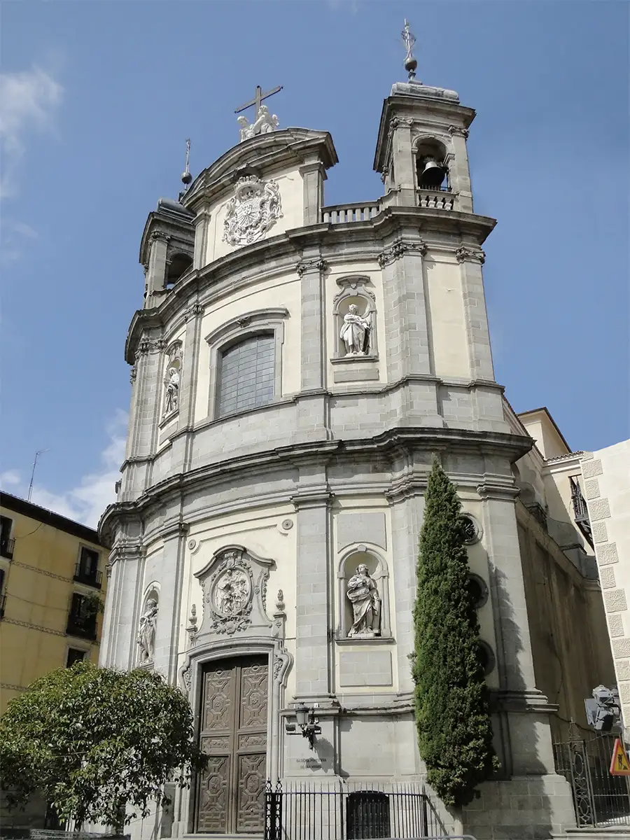Fachada de la Basilica de San Miguel